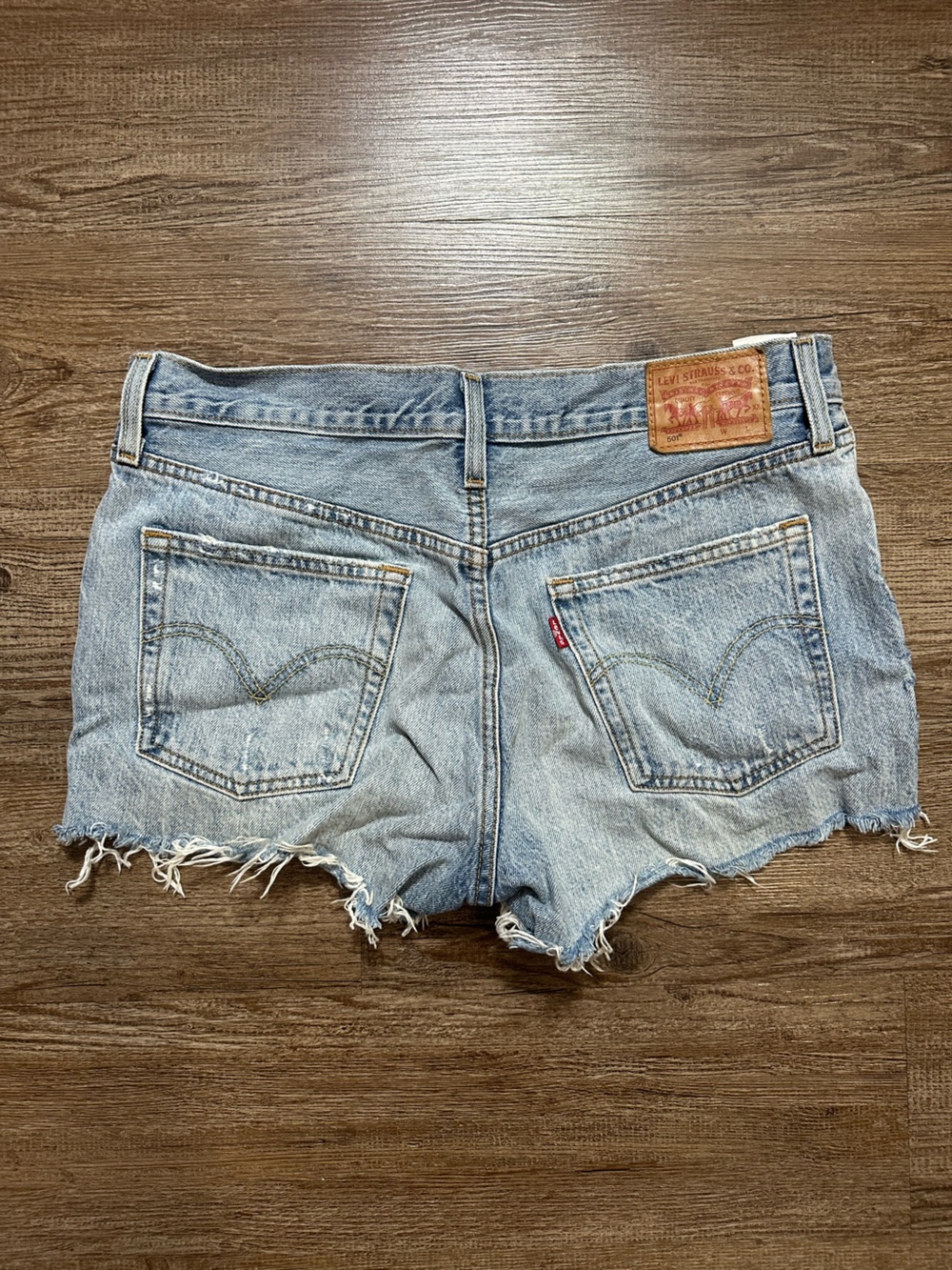 Levi 501 Short - Picture 2 of 5